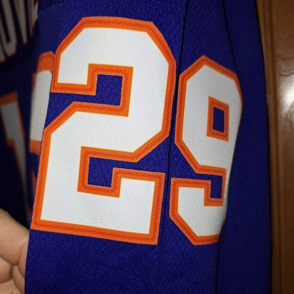 A Fanatics official NHL New York Islanders #18 Beauviller jersey in a 2XL NWOT. - Picture 6 of 7